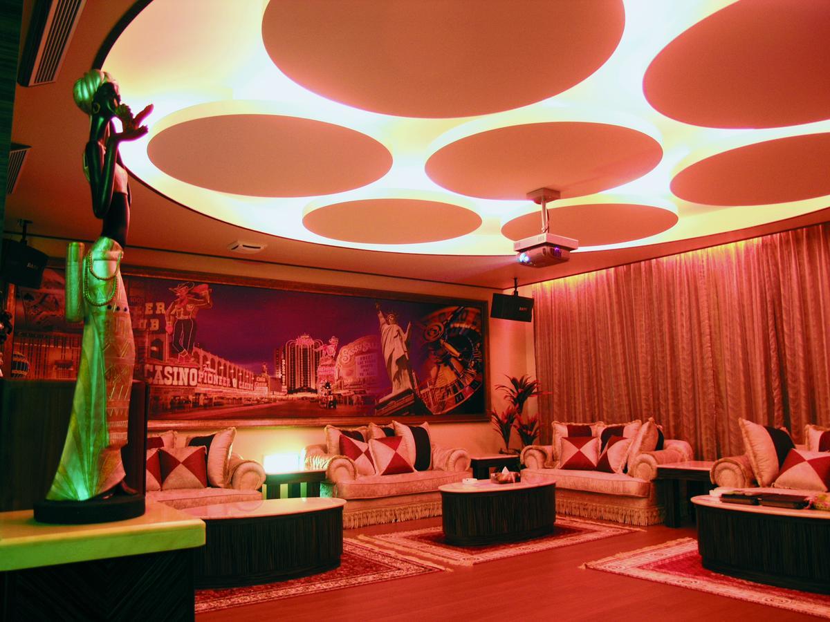 Daniel Spa Motel Pingzhen Bagian luar foto